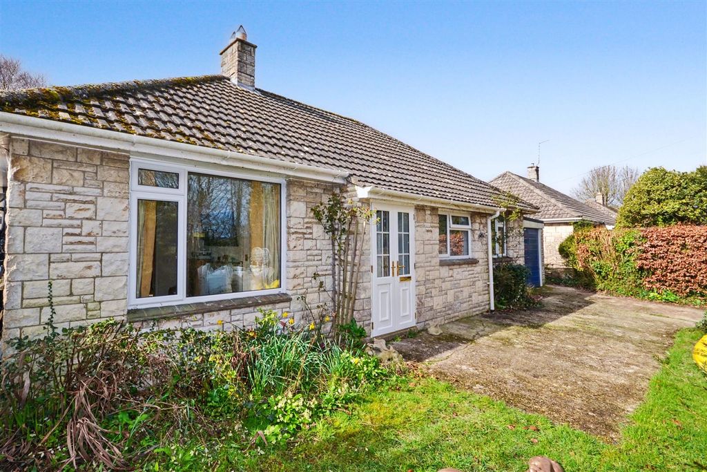 Property photo 1 of 14 13 (43).Png