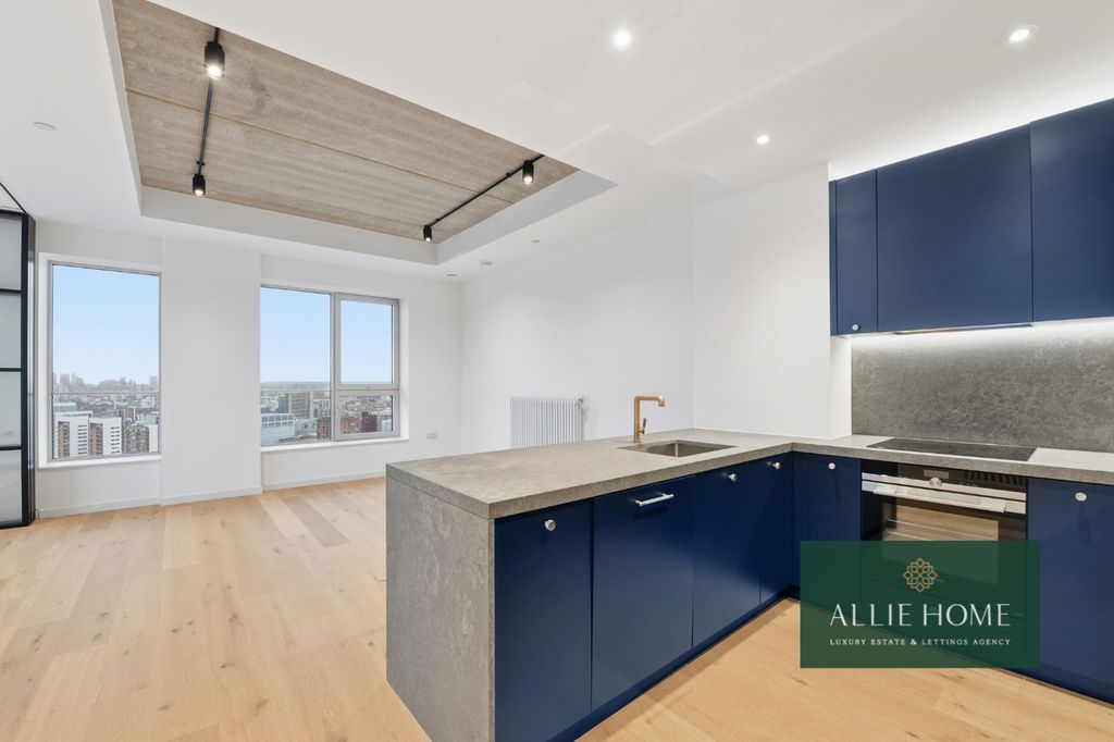 Property photo 3 of 24