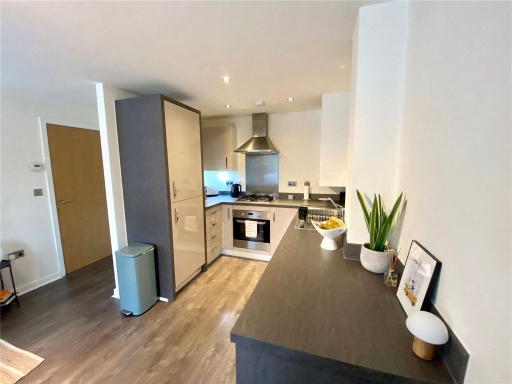 Property photo 3 of 11 Kitchen Area