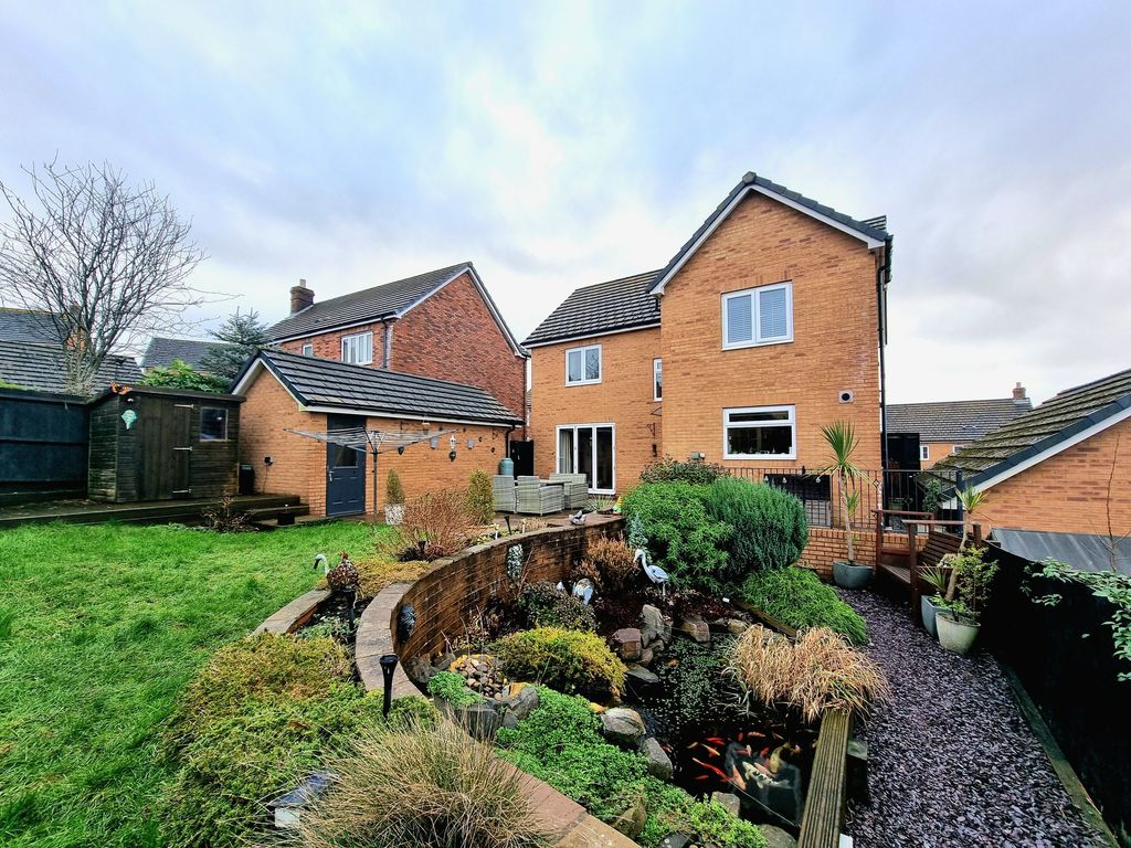 Property photo 2 of 30 Garden