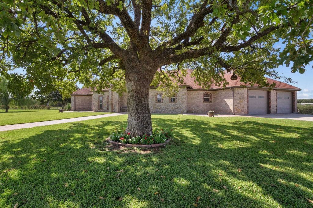 Property photo 3 of 31 <Alttext/>