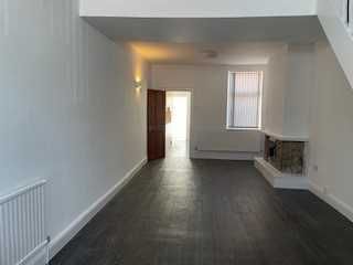 Property photo 2 of 14 Main Entrance