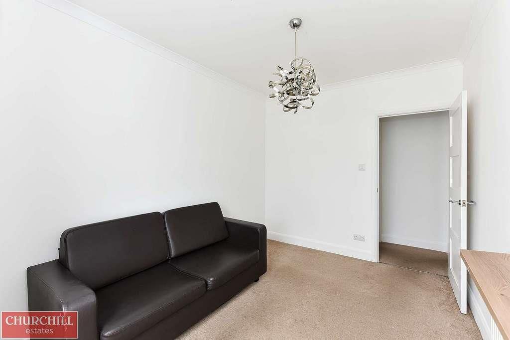 Property photo 3 of 13 Living Room2.Jpg