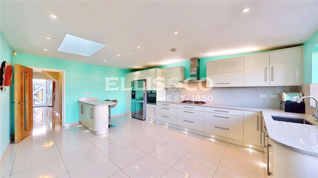 Property photo 1 of 17 Picture No. 43