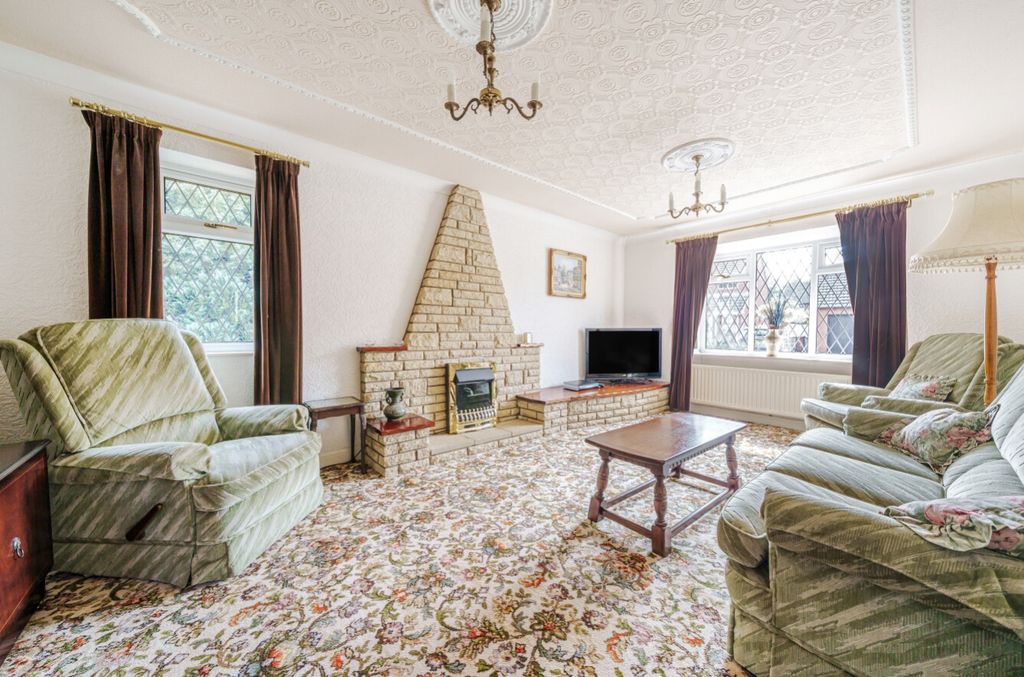 Property photo 2 of 10 1174795 (3)