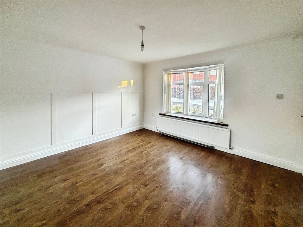 Property photo 2 of 14 Picture No. 03