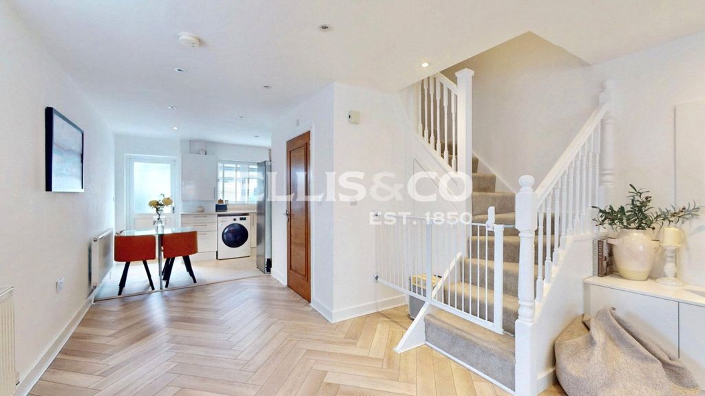 Property photo 2 of 30 Picture No. 08