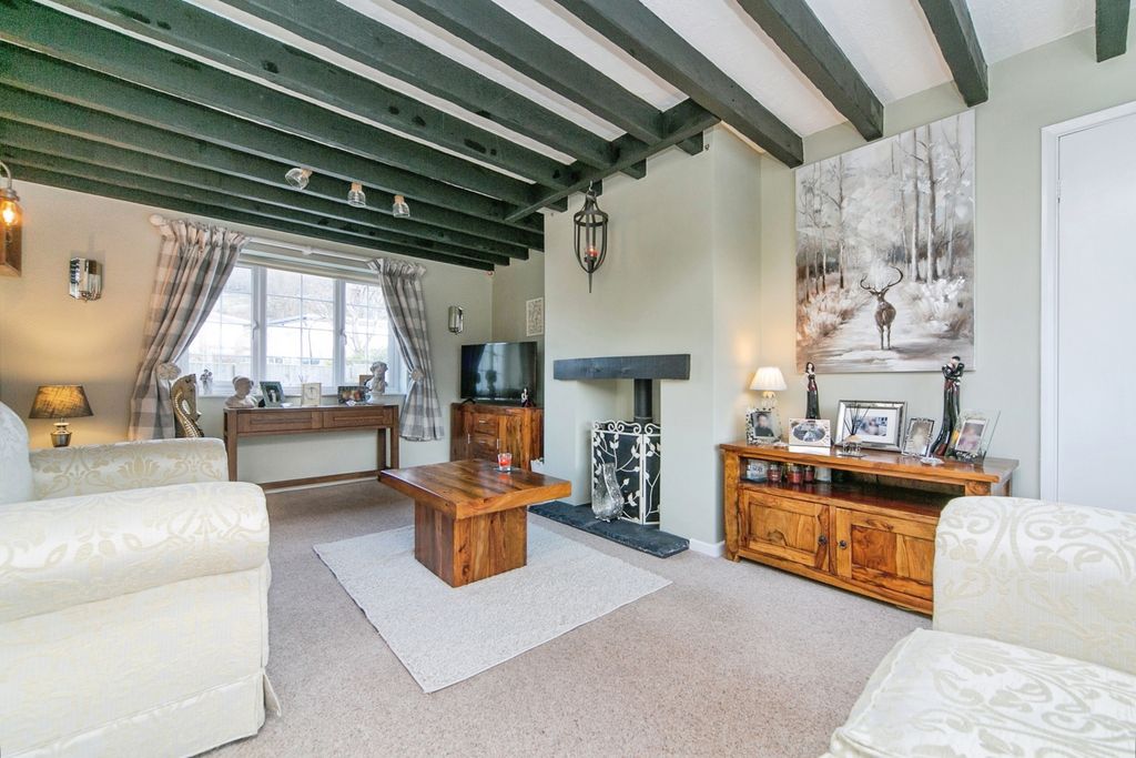 Property photo 2 of 18 Pbox-Img.Jpg