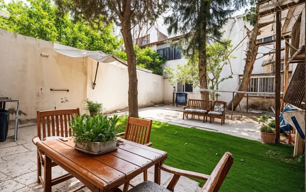 Property photo 1 of 6