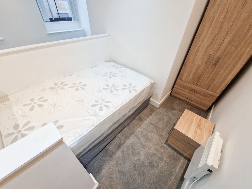 Property photo 3 of 6 20241127_100221