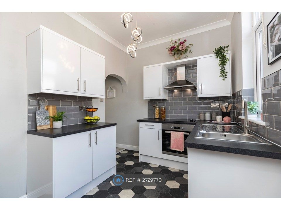 Property photo 2 of 14 Kitchen/Diner