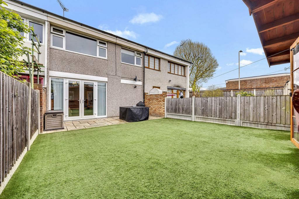 Property photo 1 of 17