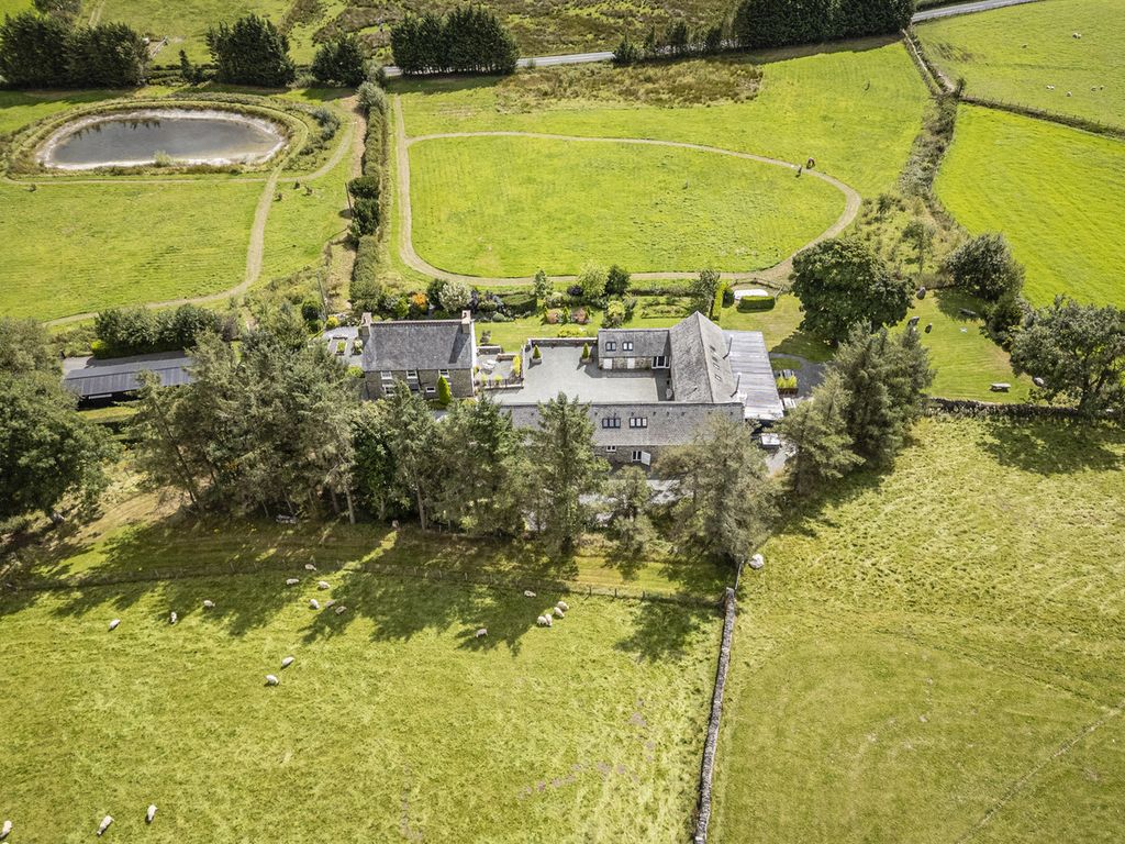 Property photo 2 of 47