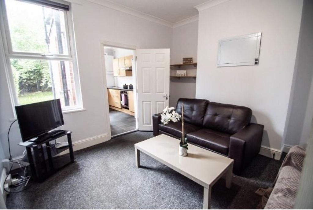 Property photo 1 of 15 1.Png