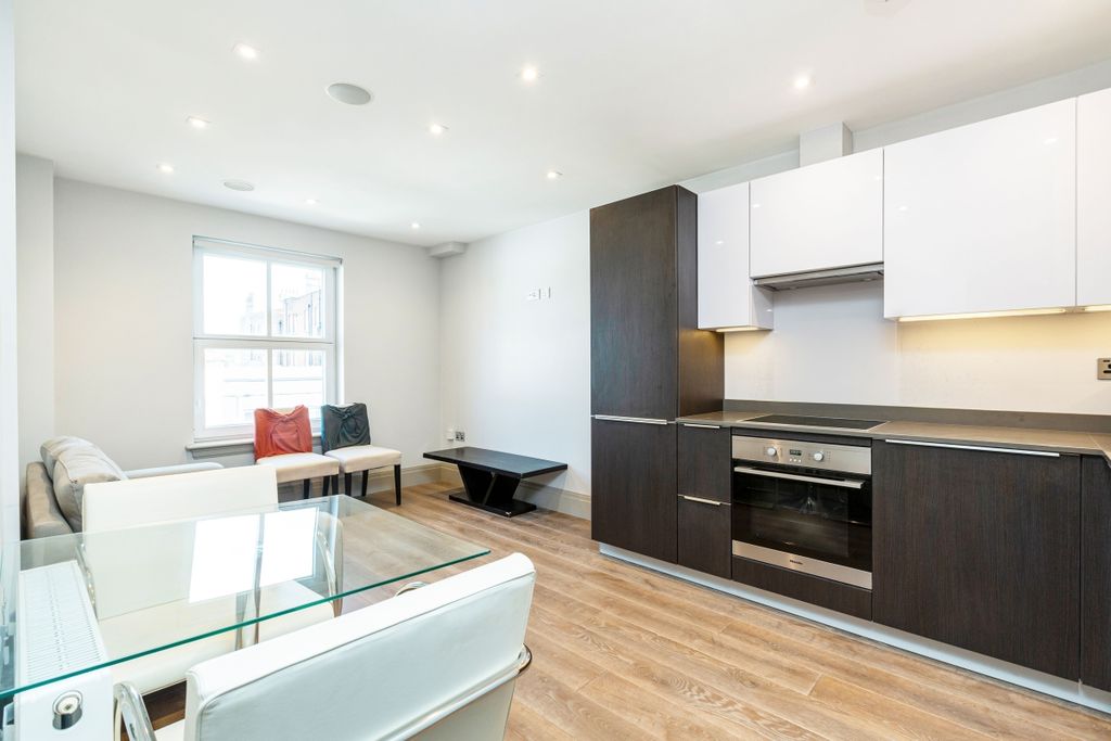 Property photo 2 of 8 Reception Room / Kit