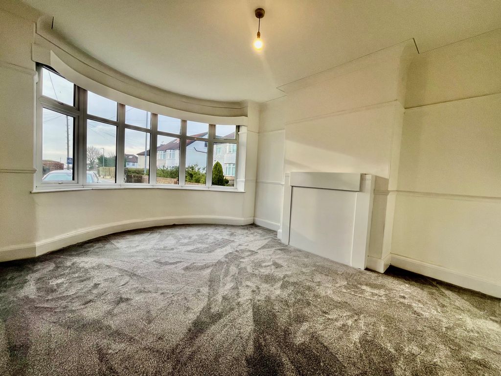 Property photo 3 of 9 Image