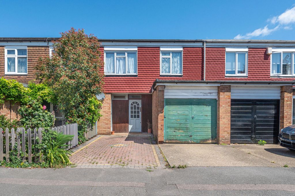 Property photo 1 of 12