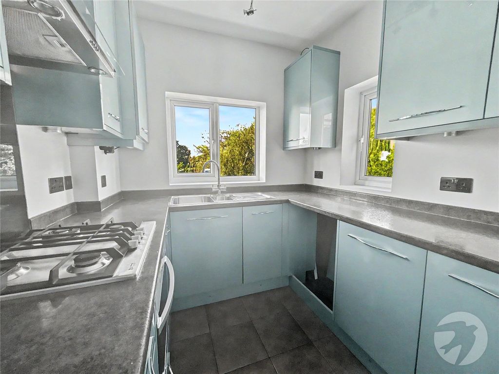 Property photo 3 of 12 Picture No. 05