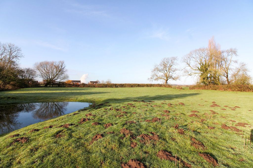 Additional image 5 of 3 bed bungalow for saleCade Lane, Upton, Gainsborough DN21