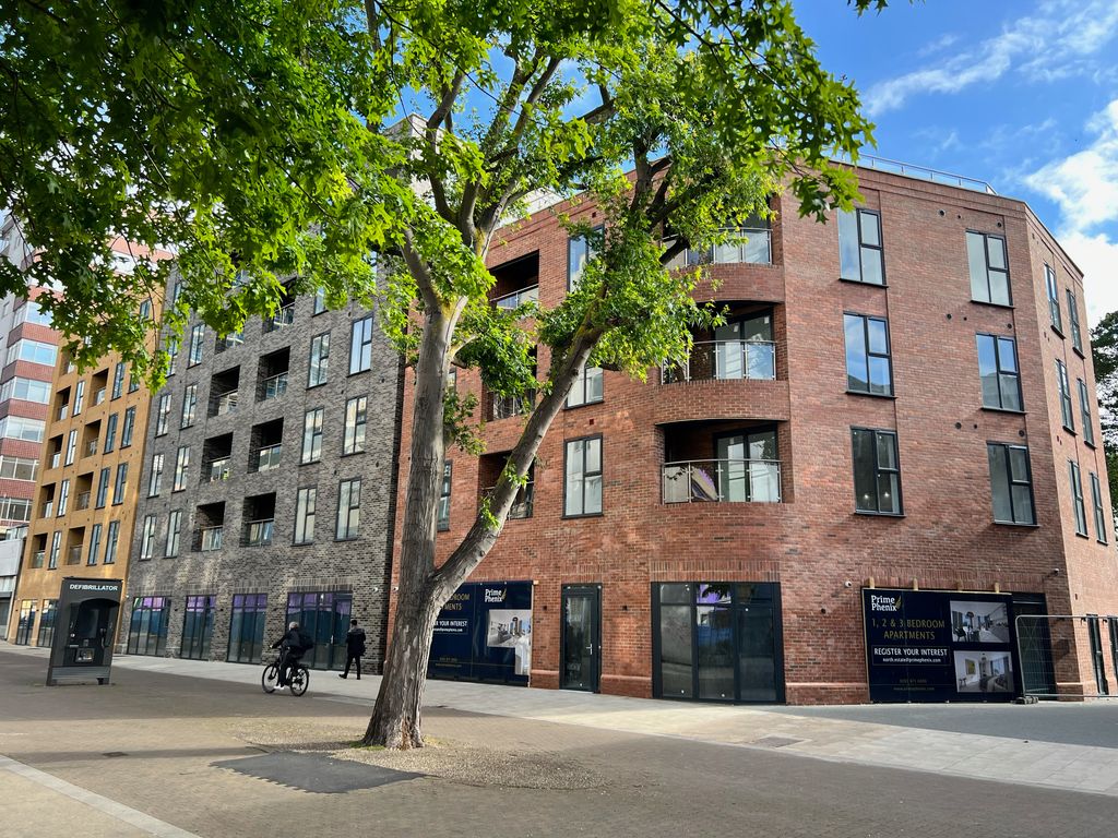 Property photo 2 of 5 Star Court, Romford