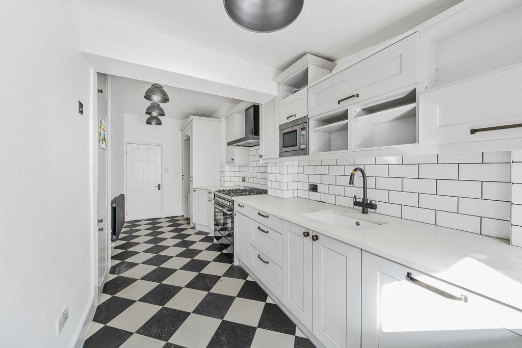 Property photo 2 of 14 1095151 (5)