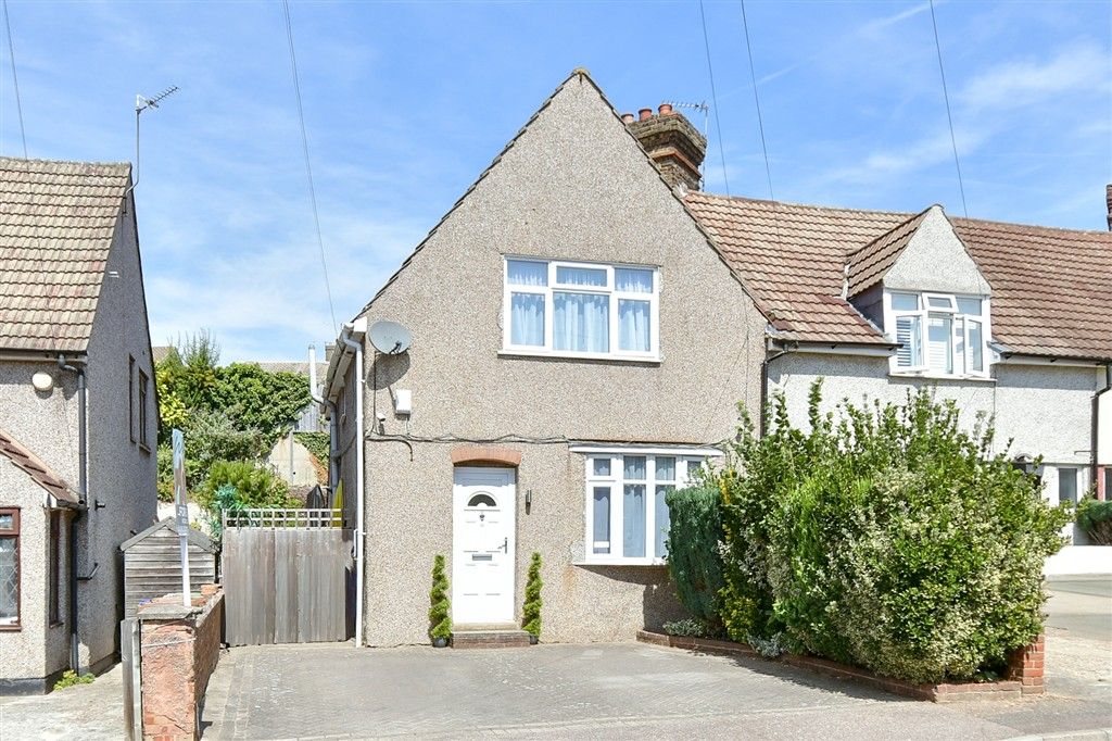 Property photo 1 of 8 External (Web)