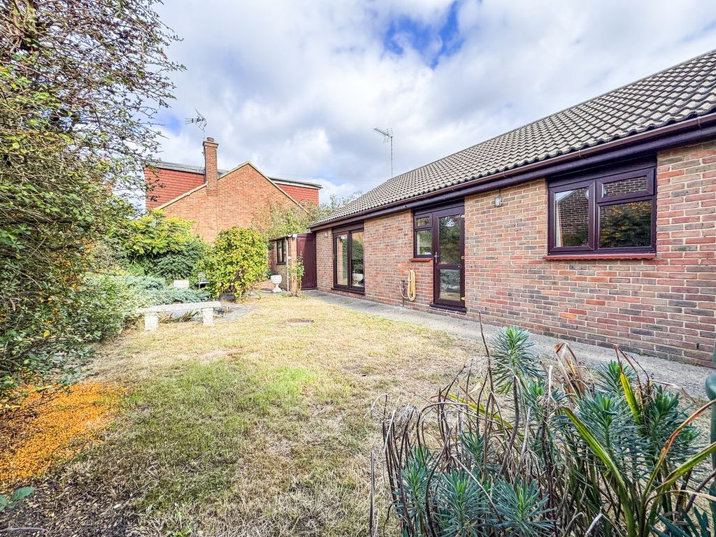 Property photo 2 of 14