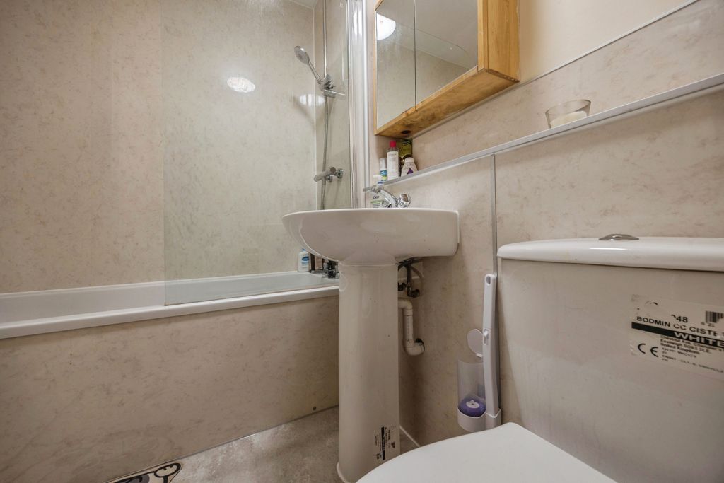 Additional image 11 of 3 bed flat for saleLindsay Gardens, Bathgate EH48