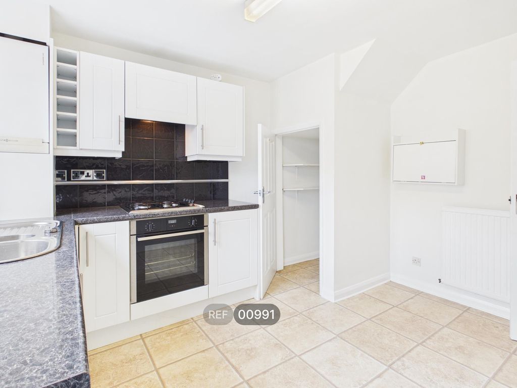 Property photo 2 of 23 Kitchen