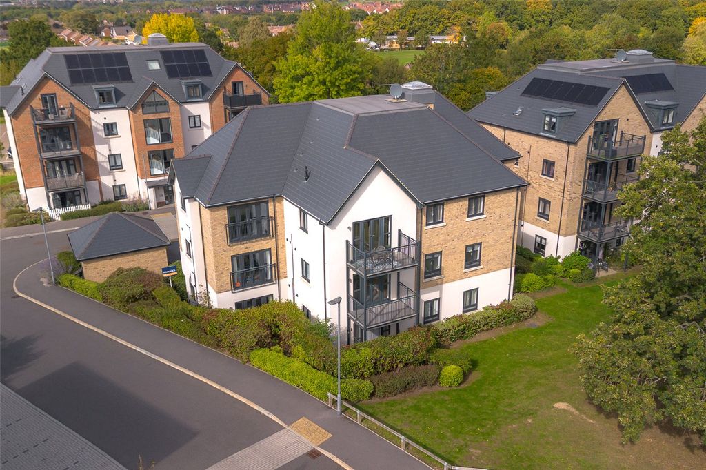 Property photo 3 of 9 Picture No. 04