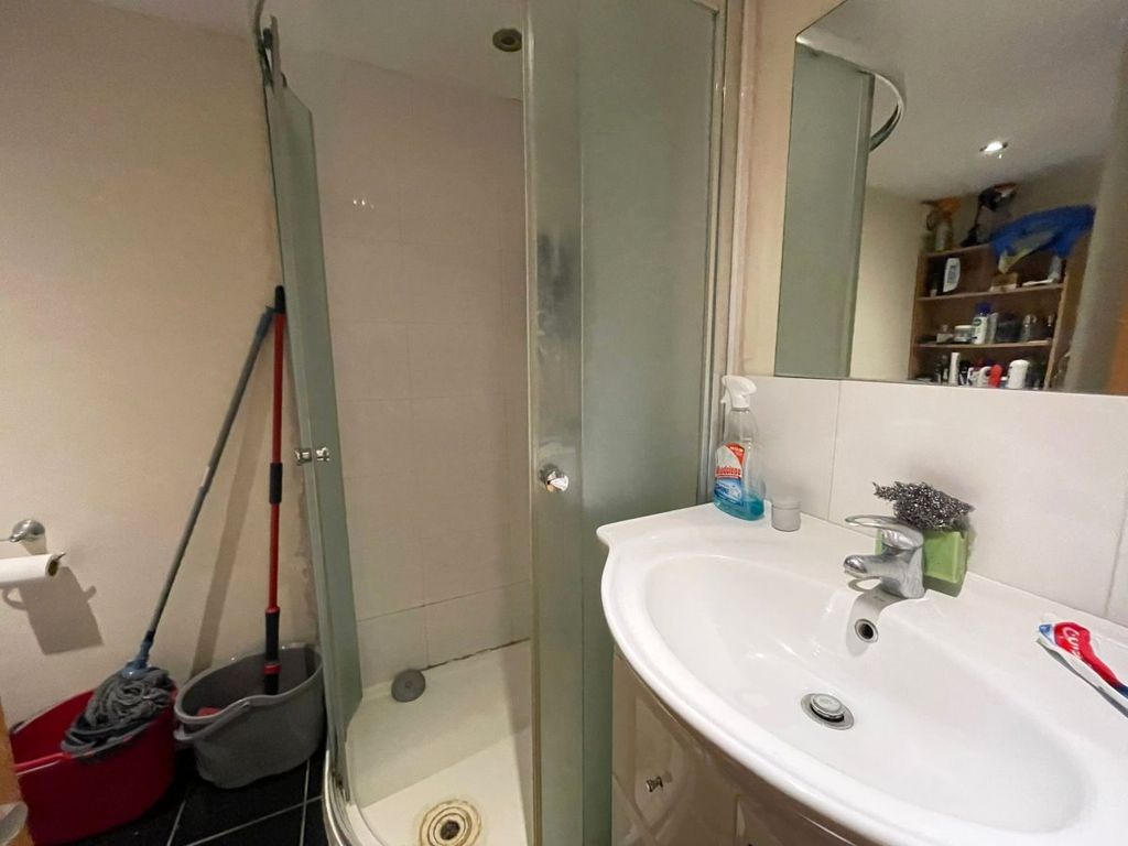 Property photo 3 of 3