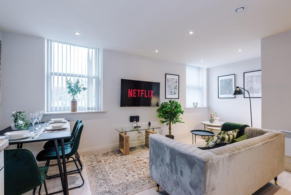 Property photo 3 of 10 Front Room 3.Jpg