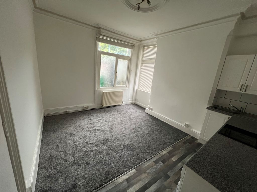 Property photo 3 of 3