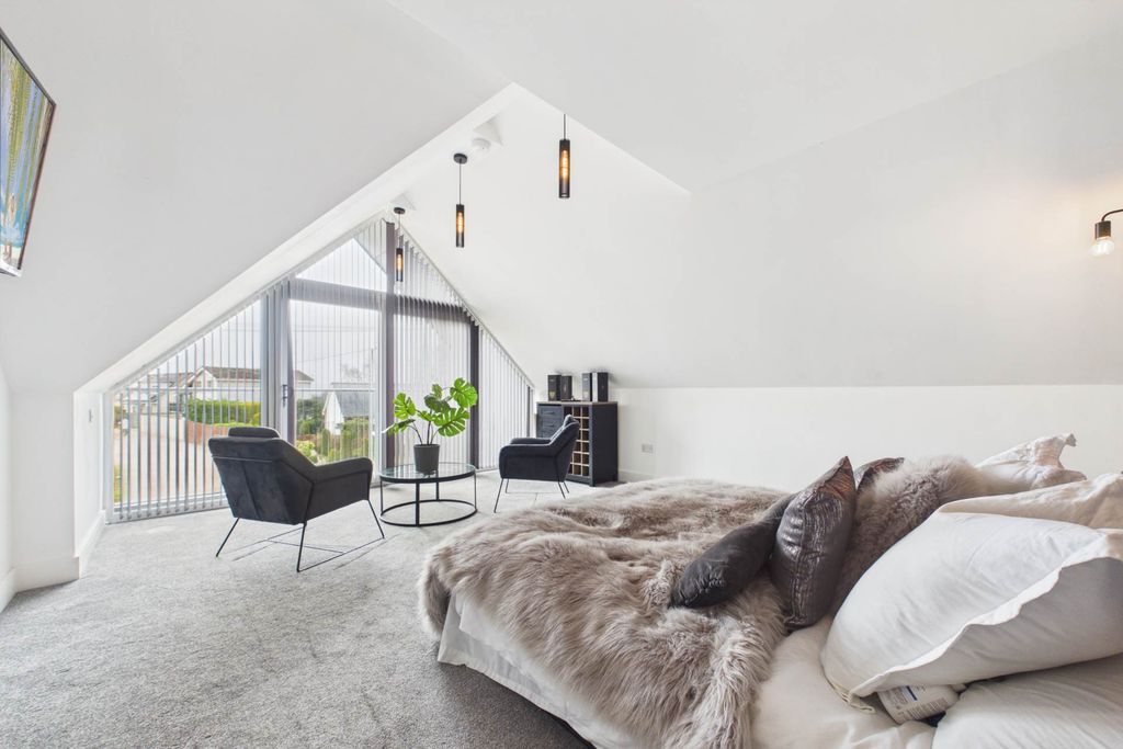 Additional image 21 of 5 bed detached house for saleClyde Street, Carluke ML8