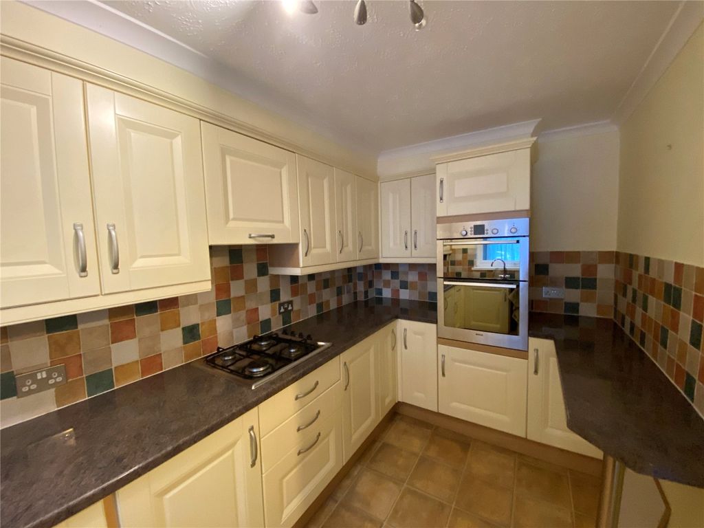 Property photo 3 of 22 Picture No. 08