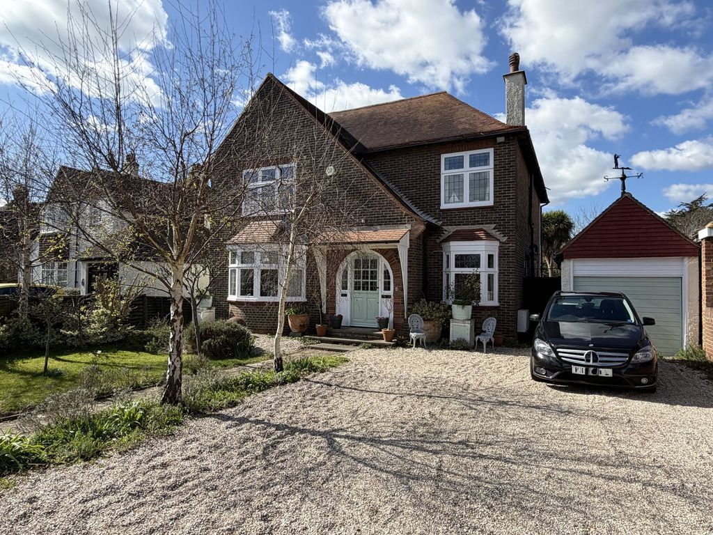 Property photo 1 of 42