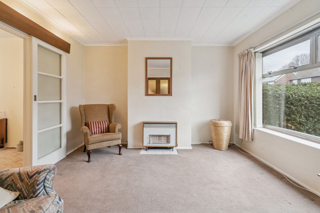 Property photo 3 of 12