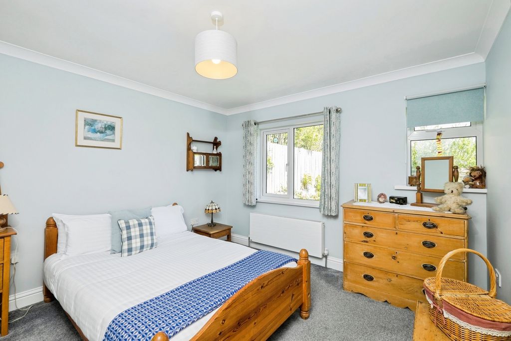 Property photo 3 of 19 Pbox-Img.Jpg