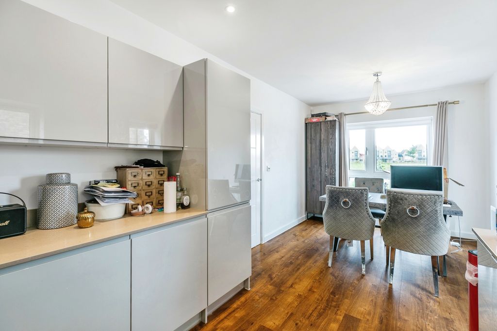 Property photo 3 of 11 View