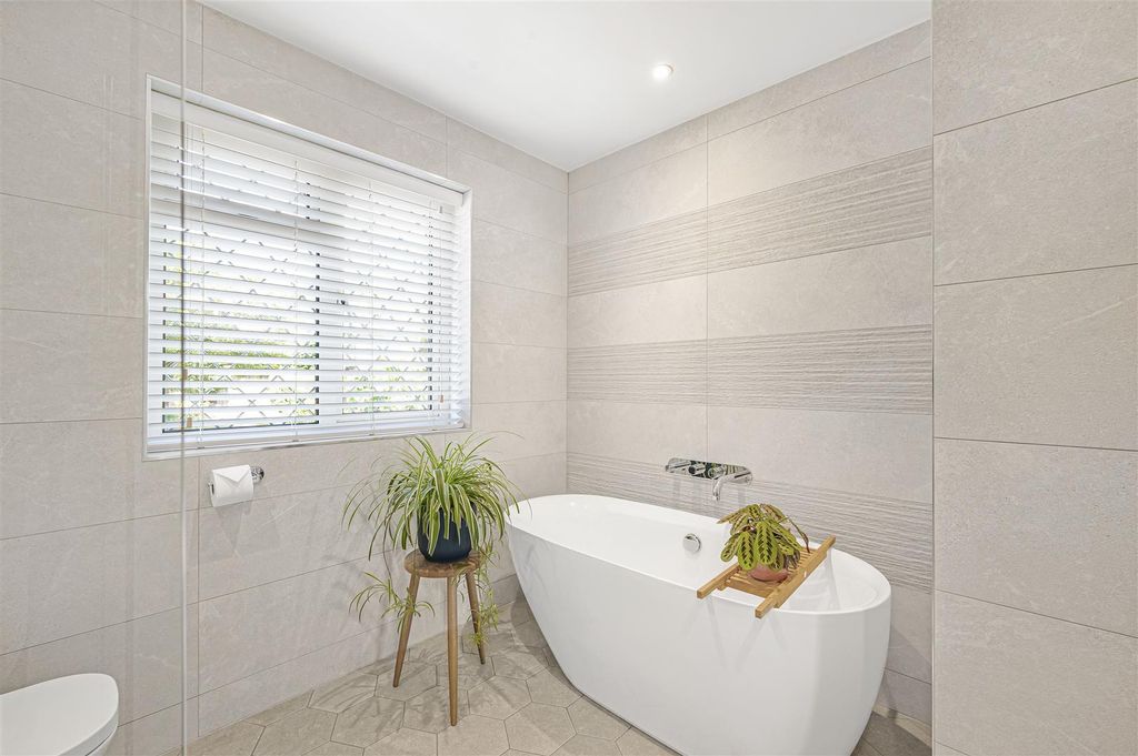 Additional image 23 of 4 bed detached house for saleWoodberry, Cranborne Avenue, Eastbourne BN20