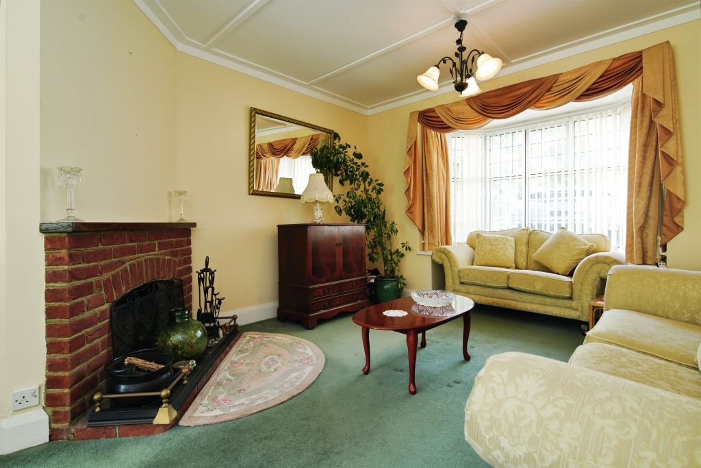 Property photo 2 of 17