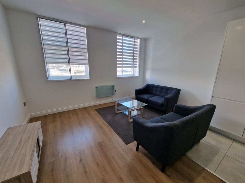 Property photo 3 of 19