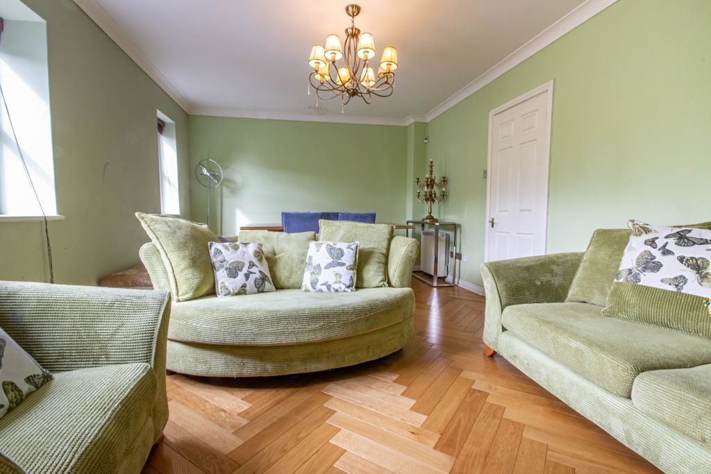 Property photo 1 of 16 1
