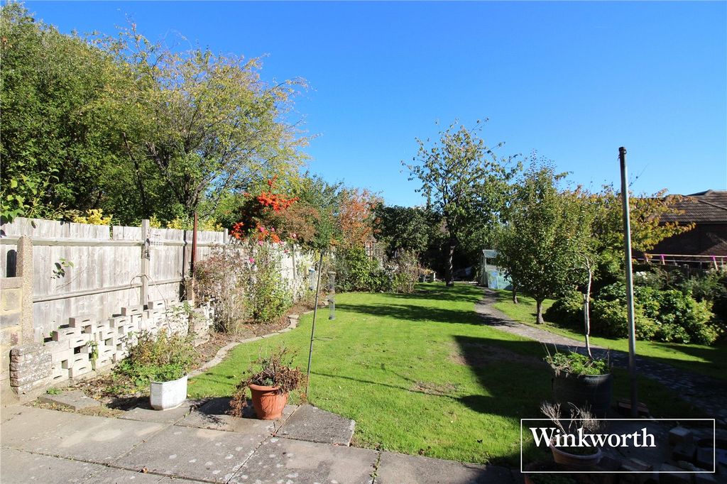 Property photo 2 of 14 Picture No. 12