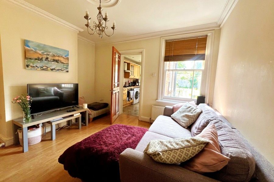 Property photo 3 of 9