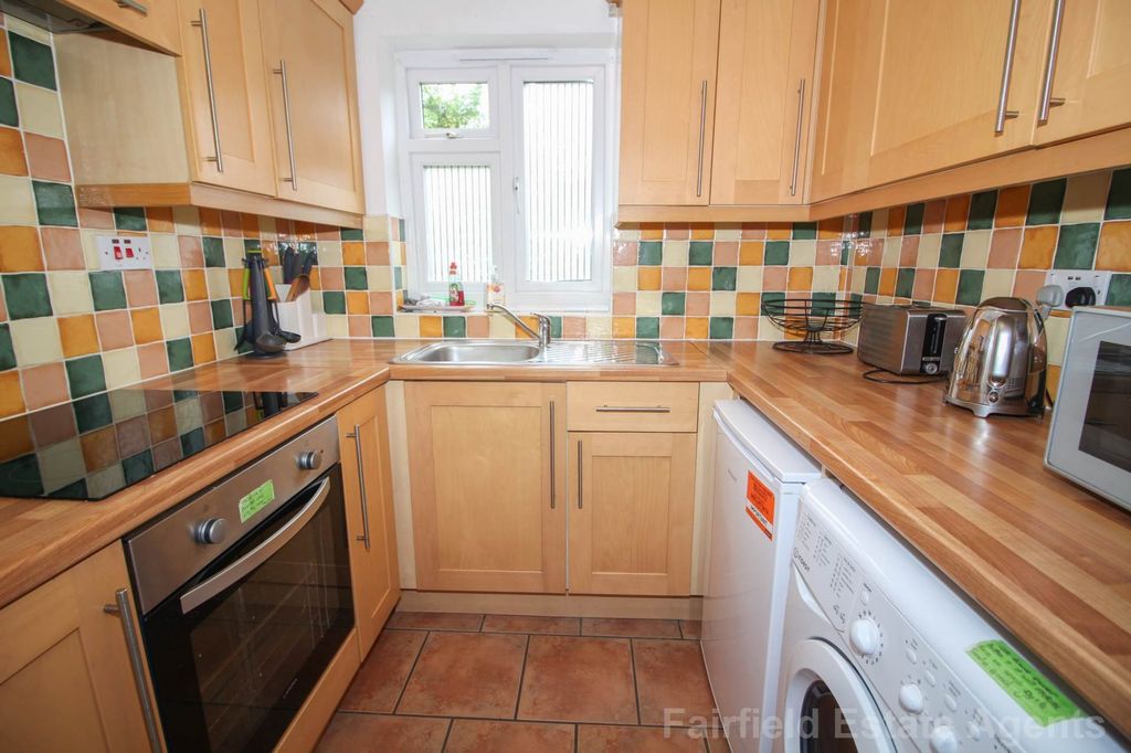 Property photo 3 of 9