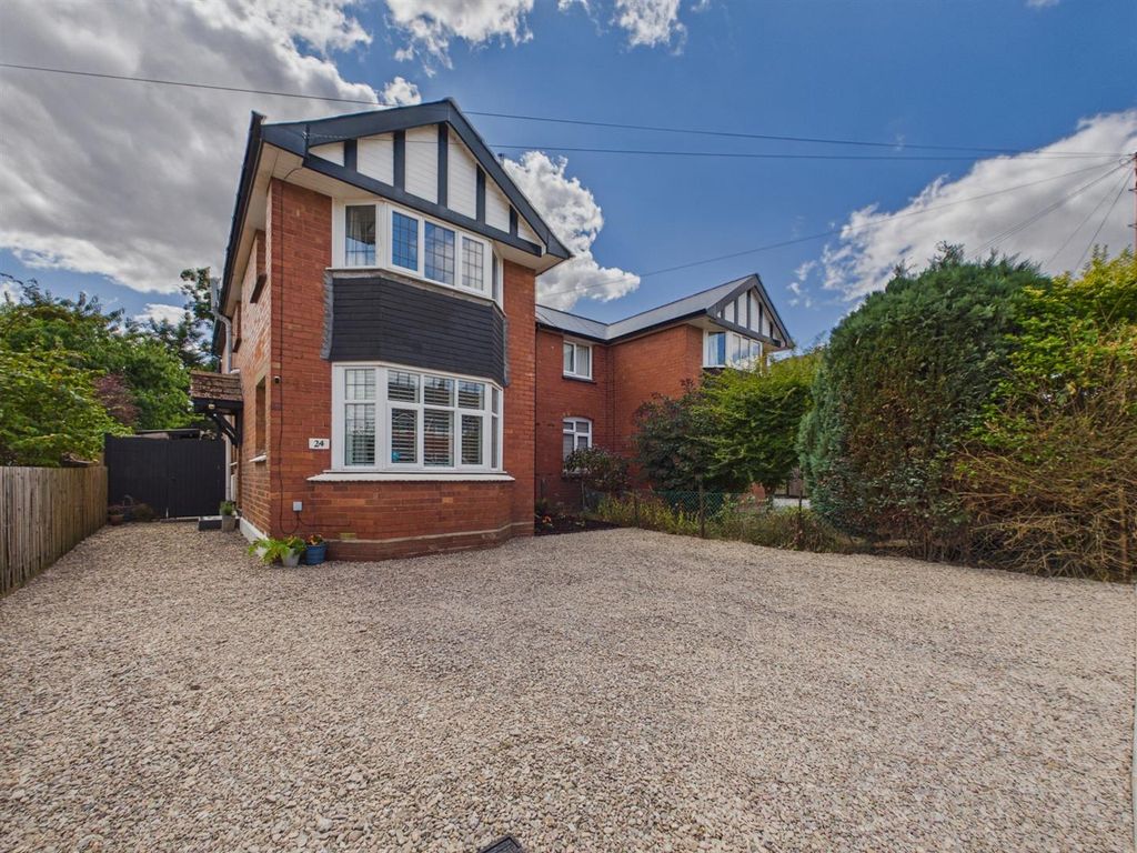 Property photo 1 of 28 Cam03972G0-Pr0430-Still036.Jpg