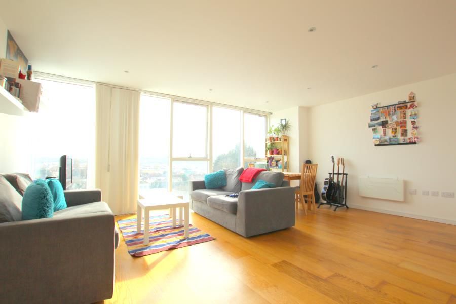 Property photo 2 of 6