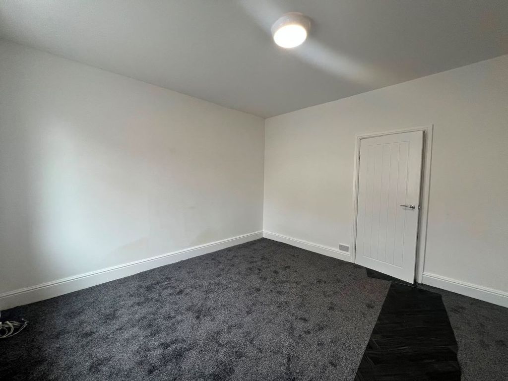 Property photo 2 of 9 Image 2