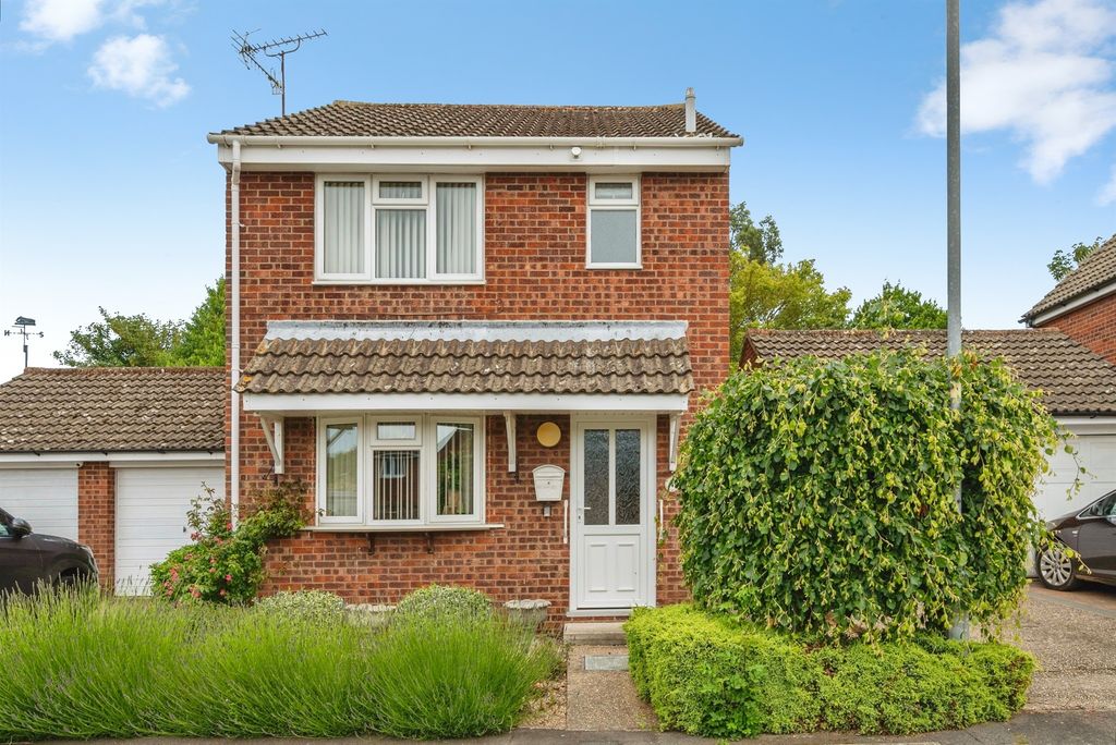 Property photo 1 of 16
